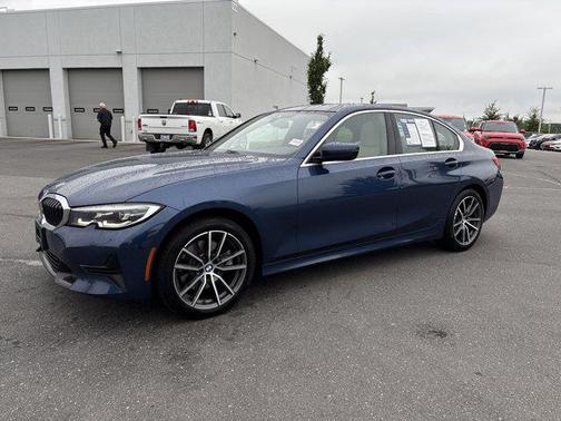 2021 BMW 330 xDrive
