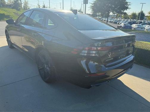 2023 Honda Accord Hybrid Base