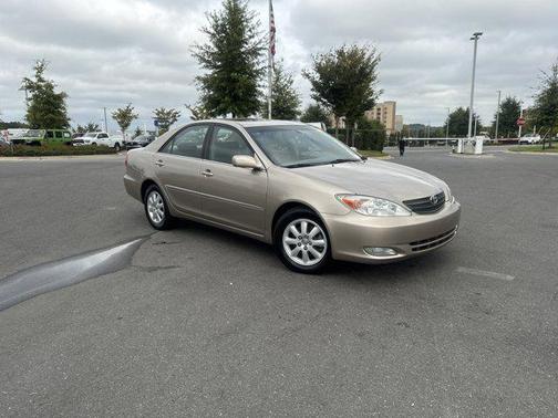 2004 Toyota Camry XLE V6