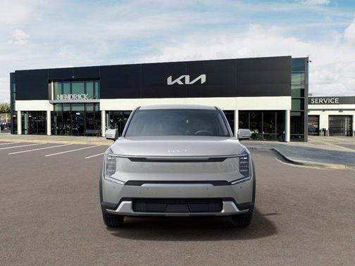Ivory Silver 2026 Kia EV9 Light Long Range