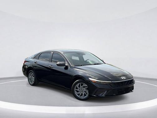 Abyss Black 2025 Hyundai ELANTRA HEV Blue