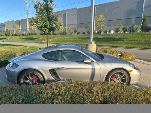 2018 Porsche 718 Cayman S