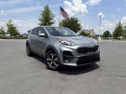 Steel Gray 2022 Kia Sportage LX