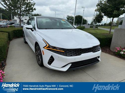 2022 Kia K5 EX