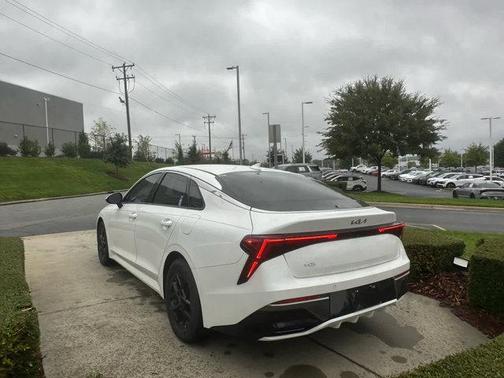 2025 Kia K5 LXS