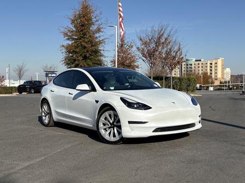2023 Tesla Model 3 Standard Range