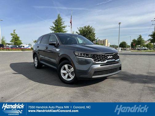 2022 Kia Sorento LX