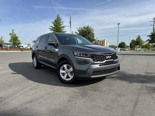 2022 Kia Sorento LX