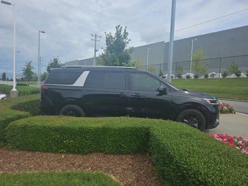 2024 Kia Carnival SX