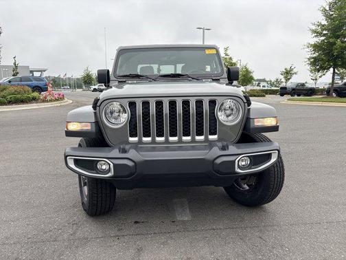 2020 Jeep Gladiator Overland