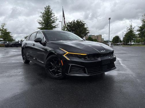 Aurora Black Pearl 2025 Kia K5 LXS
