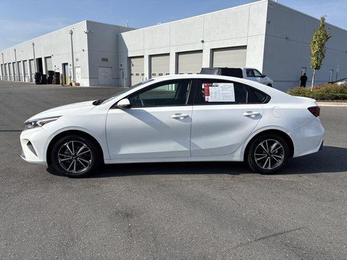 2022 Kia Forte LXS