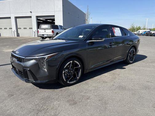 Interstellar Gray 2025 Kia K4 GT-Line