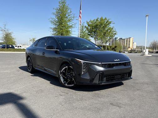 Interstellar Gray 2025 Kia K4 GT-Line