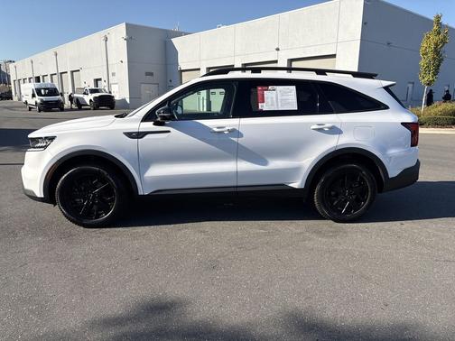 Glacial White Pearl 2023 Kia Sorento S