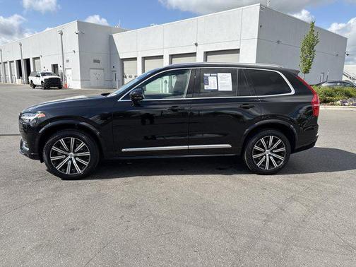 Onyx Black Metallic 2024 Volvo XC90 B5 Plus Bright Theme