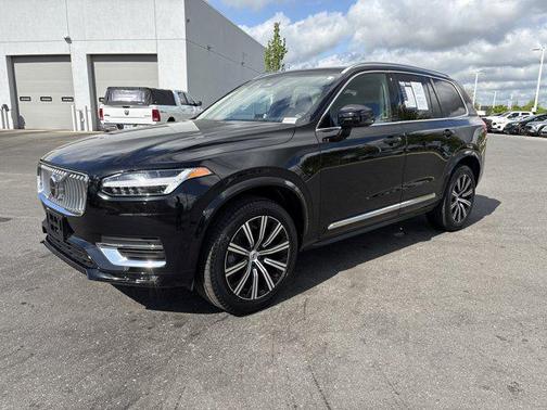 Onyx Black Metallic 2024 Volvo XC90 B5 Plus Bright Theme