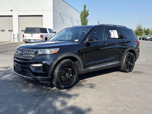 AGATE BLACK METALLIC 2022 Ford Explorer Limited