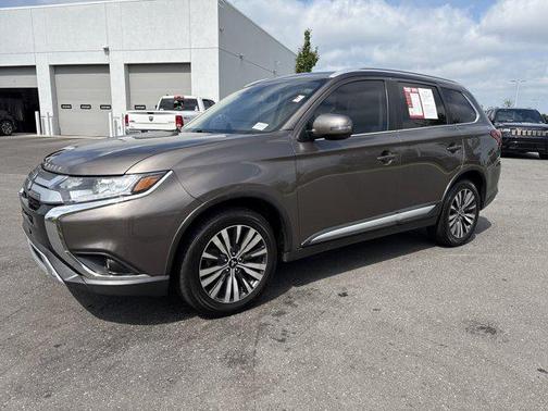 2020 Mitsubishi Outlander SEL