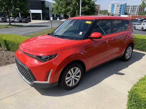 Inferno Red 2025 Kia Soul LX