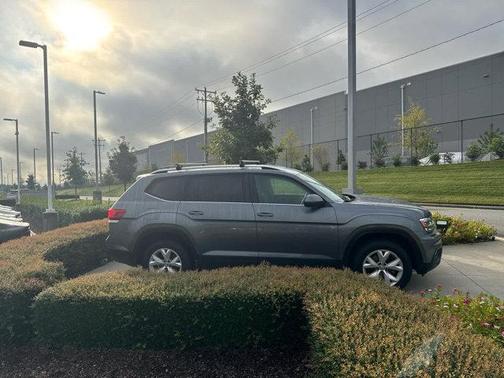 2019 Volkswagen Atlas 3.6L SE w/Technology