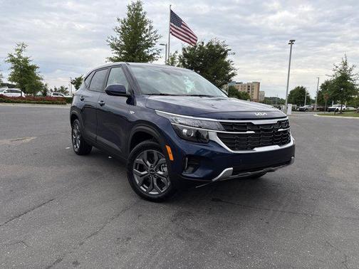 Dark Ocean Blue 2026 Kia Seltos LX