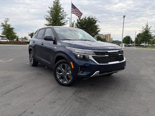 Dark Ocean Blue 2026 Kia Seltos LX
