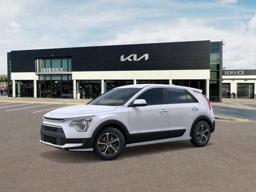 Snow White Pearl 2026 Kia Niro LX