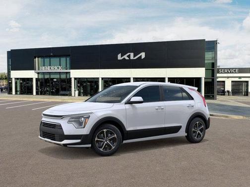 Snow White Pearl 2026 Kia Niro LX