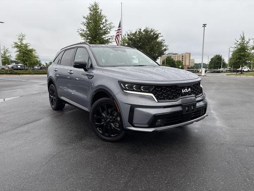 Everlasting Silver 2023 Kia Sorento SX