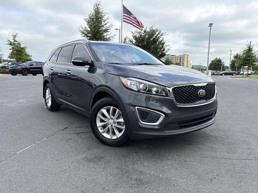 2018 Kia Sorento LX