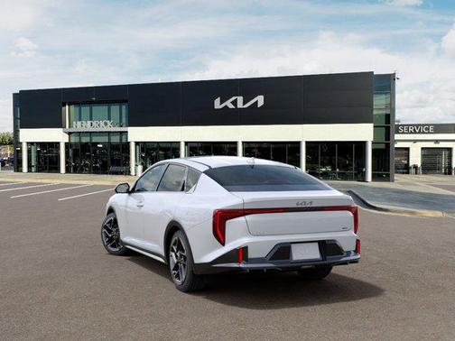 Snow White Pearl 2026 Kia K4 GT-Line