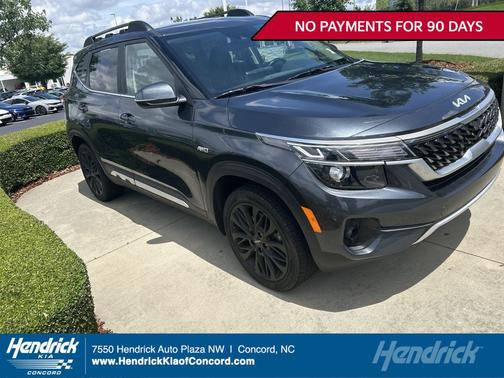 Gravity Gray 2022 Kia Seltos Nightfall Edition