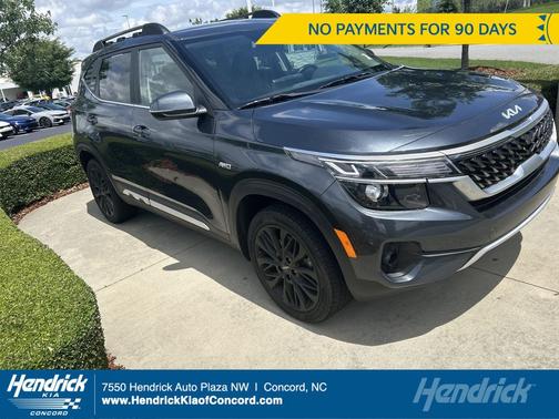 Gravity Gray 2022 Kia Seltos Nightfall Edition