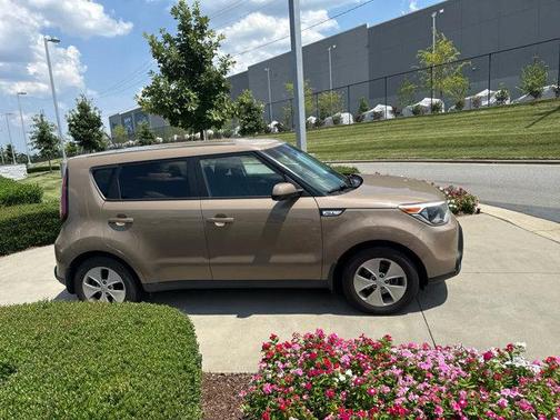 2016 Kia Soul Base
