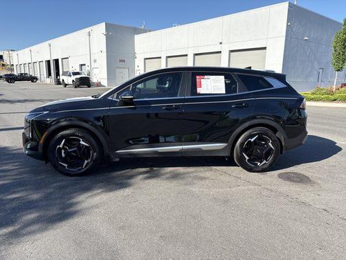 Ebony Black 2026 Kia Sportage EX