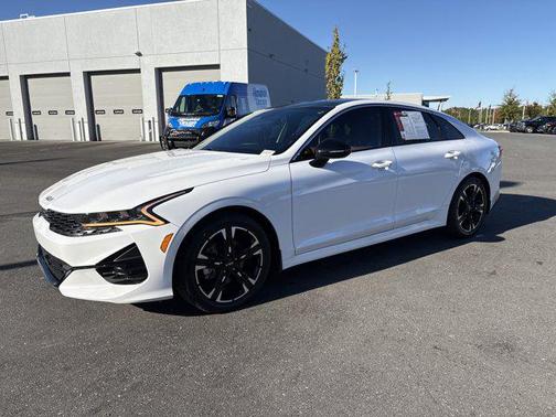 2024 Kia K5 GT-Line