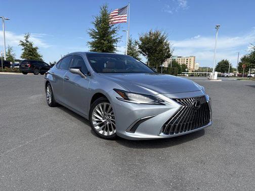 2022 Lexus ES 350 Ultra Luxury
