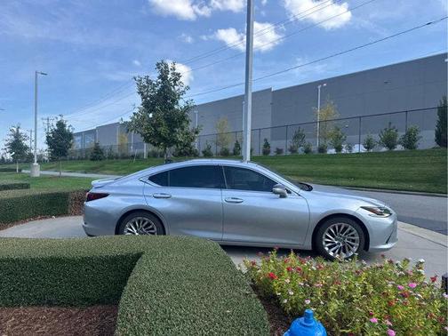 2022 Lexus ES 350 Ultra Luxury