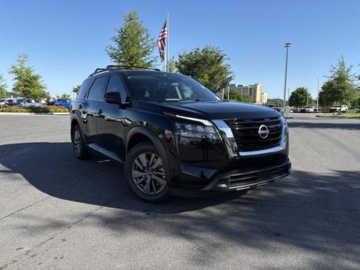 Super Black 2024 Nissan Pathfinder SV 4WD