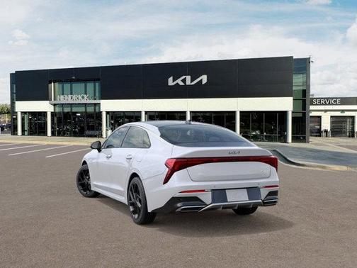 2026 Kia K5 GT-Line