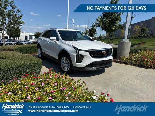 2024 Cadillac XT4 Luxury