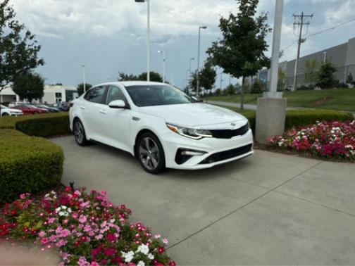 2020 Kia Optima S
