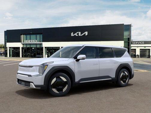 Glacial White Pearl 2026 Kia EV9 Light Long Range