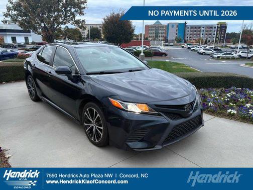 2020 Toyota Camry SE