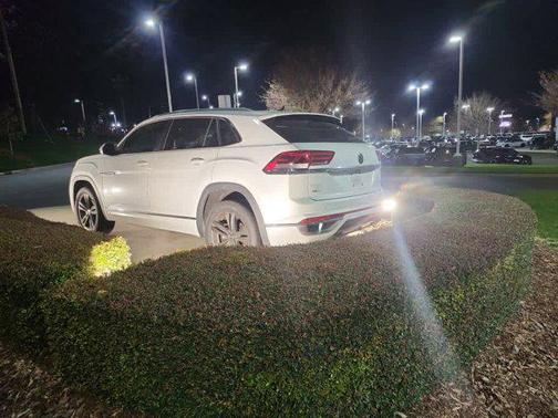 2022 Volkswagen Atlas Cross Sport 2.0T SEL