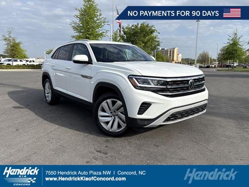 Pure White 2022 Volkswagen Atlas Cross Sport 3.6L V6 SE w/Technology
