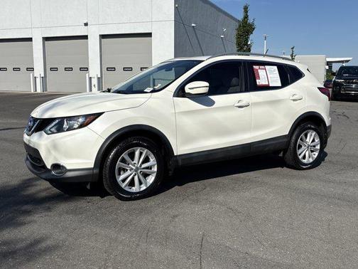 2018 Nissan Rogue Sport SV