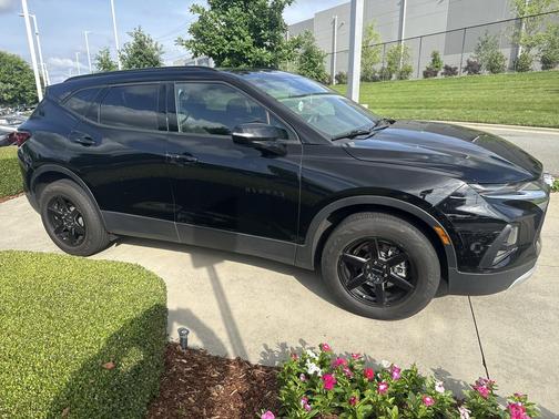 Black 2021 Chevrolet Blazer 2LT