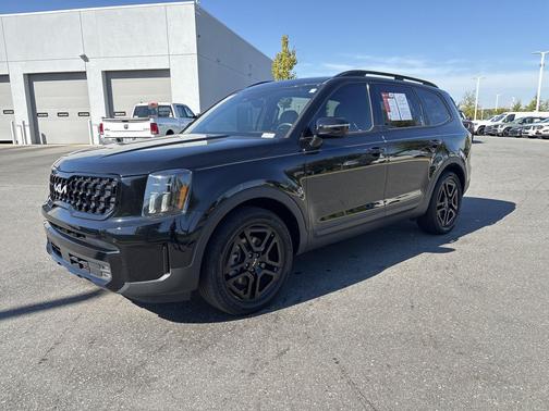 Ebony Black 2024 Kia Telluride SX Prestige X-Line